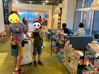 子供達にお菓子のプレゼントがあり大喜び✨