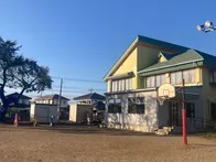 【児童館、学童系併設の、広場公園】