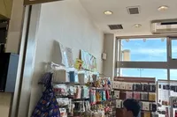キッズのお土産コーナーが設けられて...