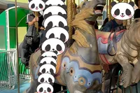 メリーゴーランドだけ乗りました。