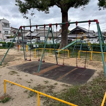 高浜神社の裏にある公園です。