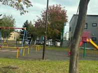 広くてきれいでした 砂場 すべり台...