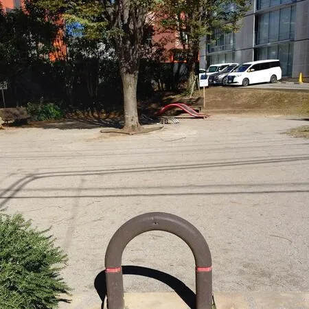 APAホテルのすぐ近くにある公園です。