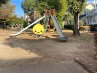 備蓄倉庫のある地域の公園です。