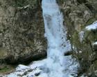 ネジレノ滝