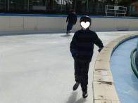 広々屋外でスケート♪