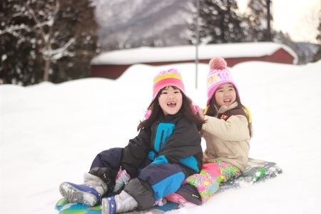 【雪遊び特集】小さな子から大人まで、めいっぱい楽しんで♪