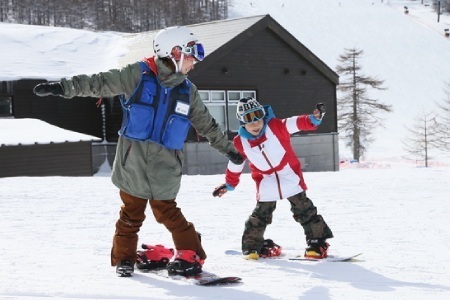 スキーやスノボも楽しみたいママパパにはこちら！