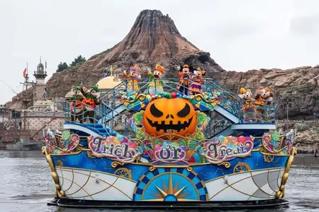 テーマパークでハロウィンを楽しもう